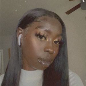 Meet your Posher, Dollar